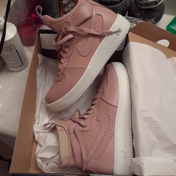 air force ones blush